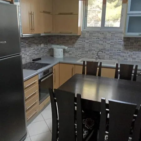 2 Bedroom Appartament * ساراندا